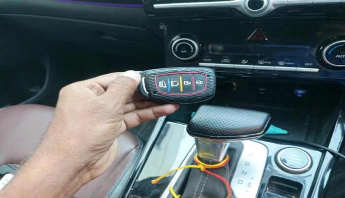 2022 Hyundai ALCAZAR 1.5 SIGNATURE (O) AT 7STR, Diesel, Automatic, 34,473 km, interior