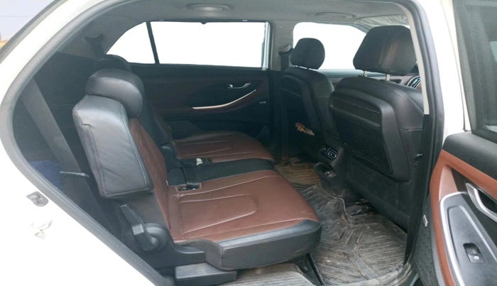 2022 Hyundai ALCAZAR 1.5 SIGNATURE (O) AT 7STR, Diesel, Automatic, 34,473 km, interior