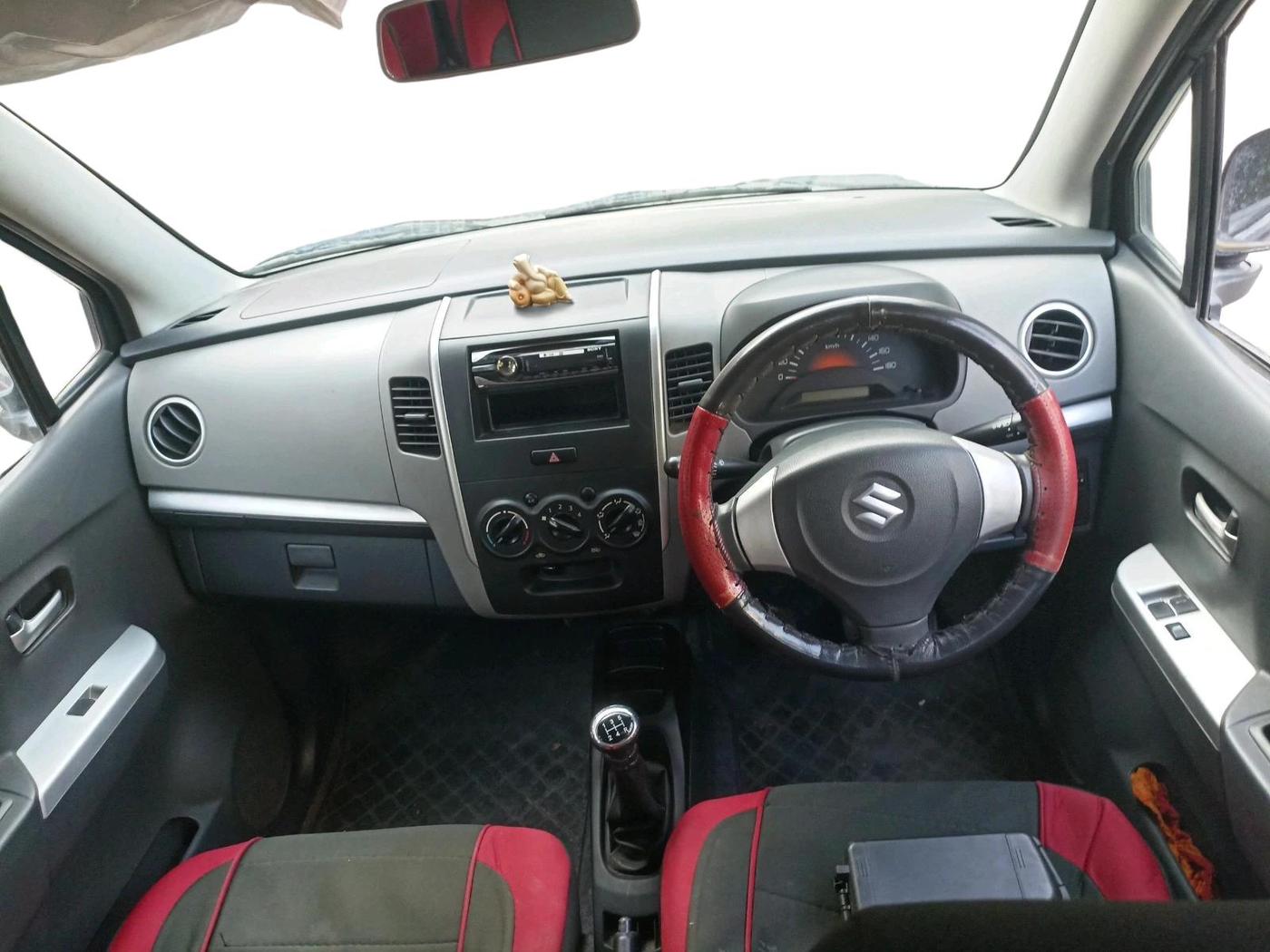2011 Maruti Wagon R 1.0 LXI, Petrol, Manual, 19,898 km, interior