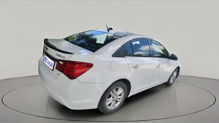 2016 Chevrolet Cruze LTZ AT, Diesel, Automatic, 70,245 km, exterior