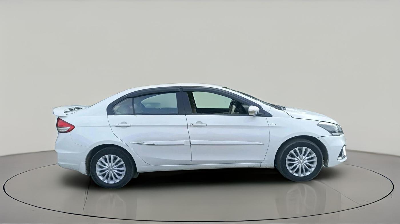 2017 Maruti Ciaz DELTA DIESEL 1.3, Diesel, Manual, 2,10,134 km, exterior
