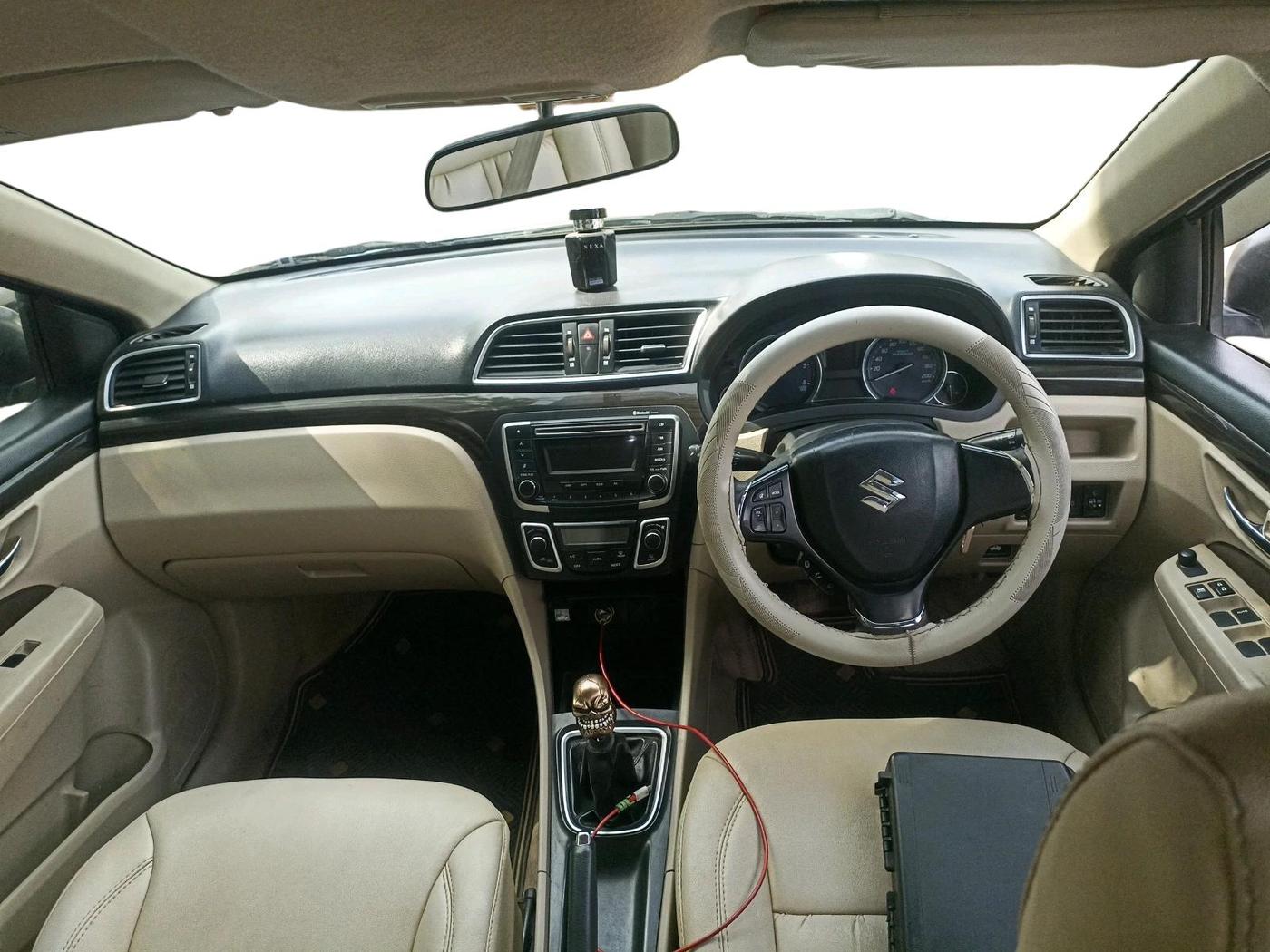 2017 Maruti Ciaz DELTA DIESEL 1.3, Diesel, Manual, 2,10,134 km, interior