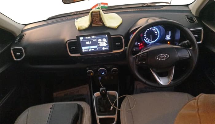 2021 Hyundai VENUE S+ 1.2, Petrol, Manual, 1,15,580 km, interior