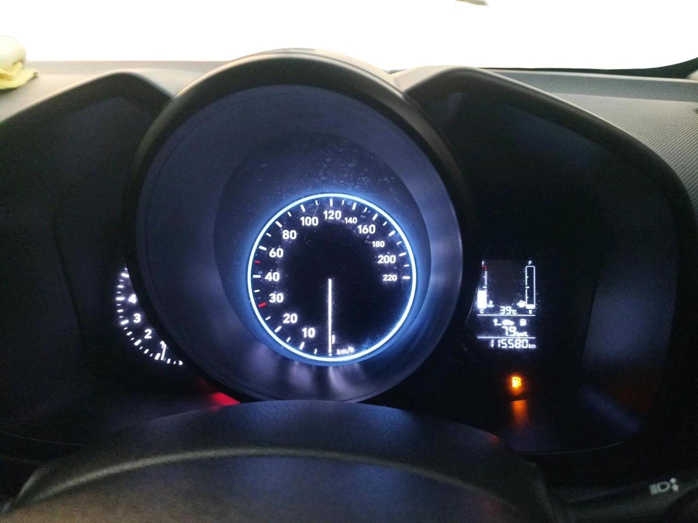 2021 Hyundai VENUE S+ 1.2, Petrol, Manual, 1,15,580 km, interior
