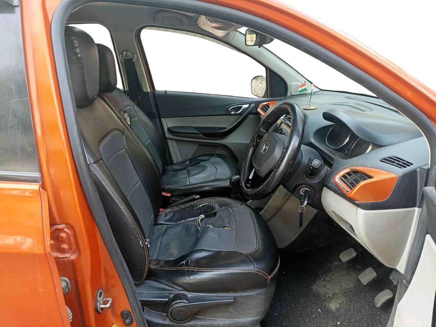 2019 Tata Tiago XZ PLUS PETROL, Petrol, Manual, 1,06,212 km, interior