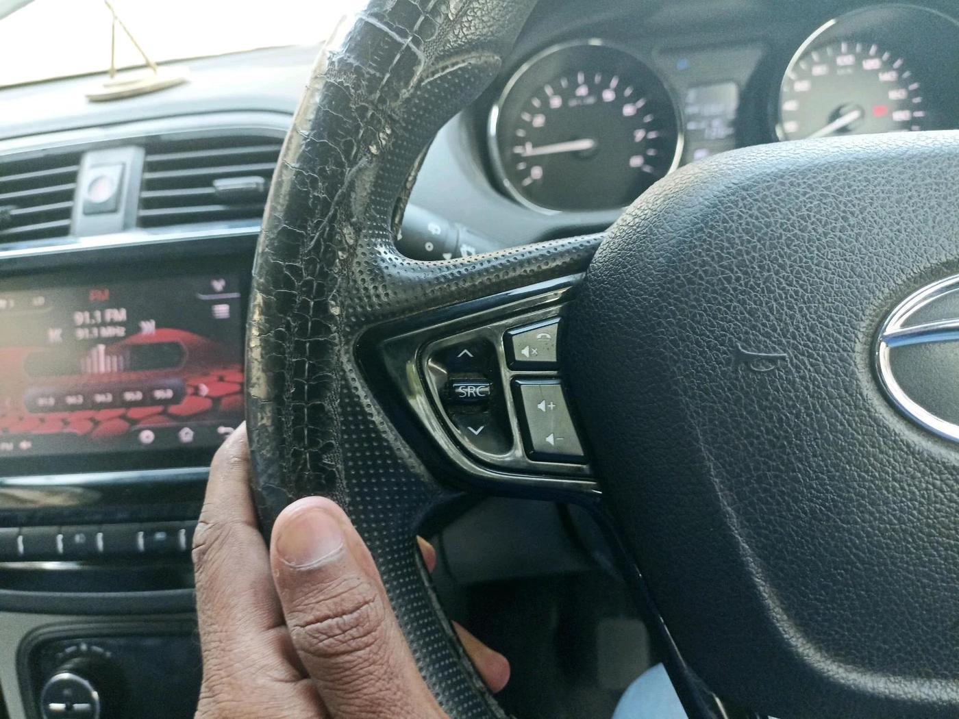 2019 Tata Tiago XZ PLUS PETROL, Petrol, Manual, 1,06,212 km, interior