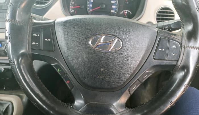 2014 Hyundai Xcent SX 1.1 CRDI (O), Diesel, Manual, 1,22,368 km, interior