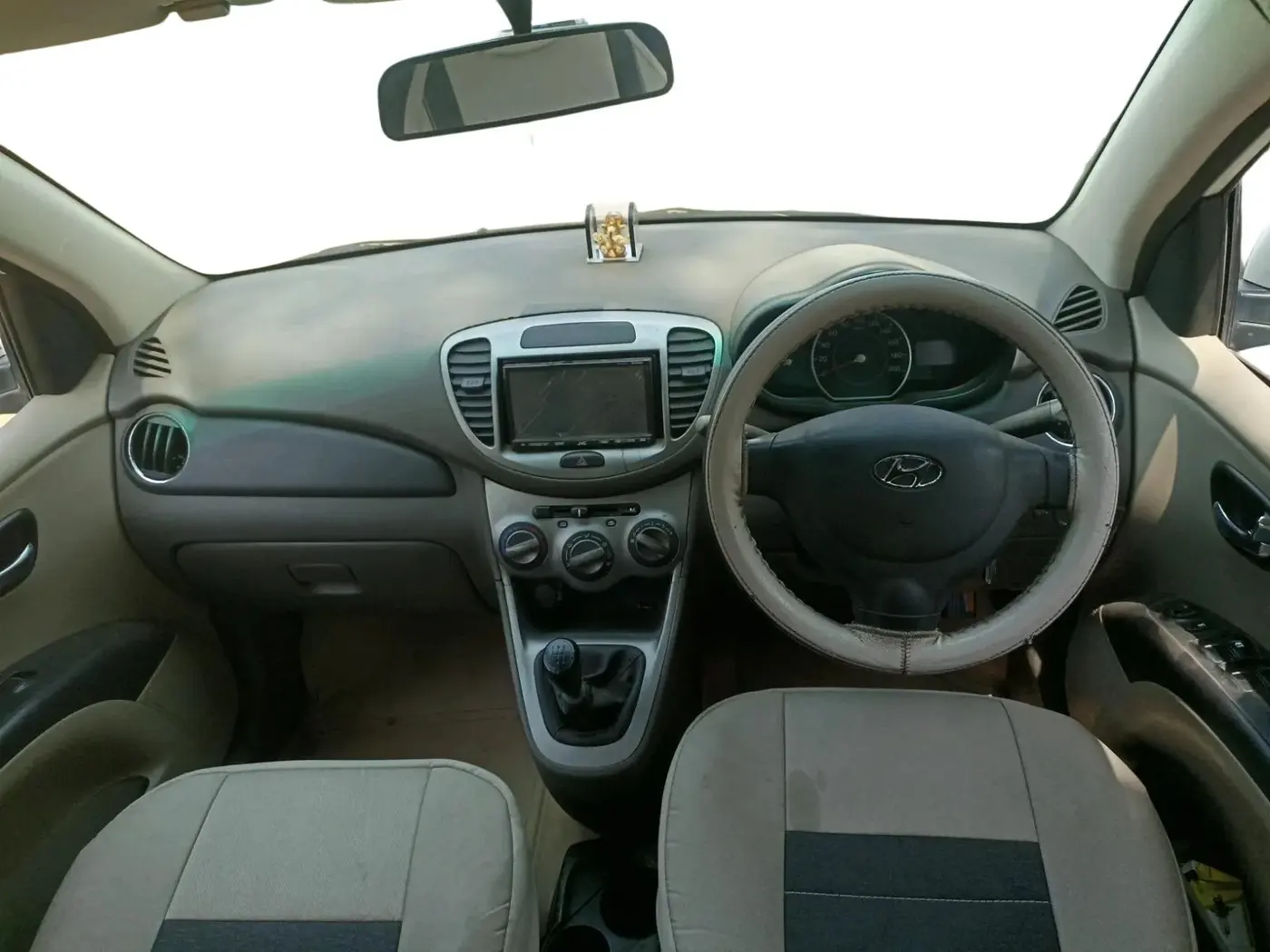 2011 Hyundai i10 MAGNA 1.2, Petrol, Manual, 1,20,039 km, interior