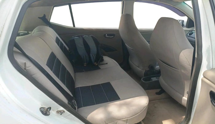 2011 Hyundai i10 MAGNA 1.2, Petrol, Manual, 1,20,039 km, interior