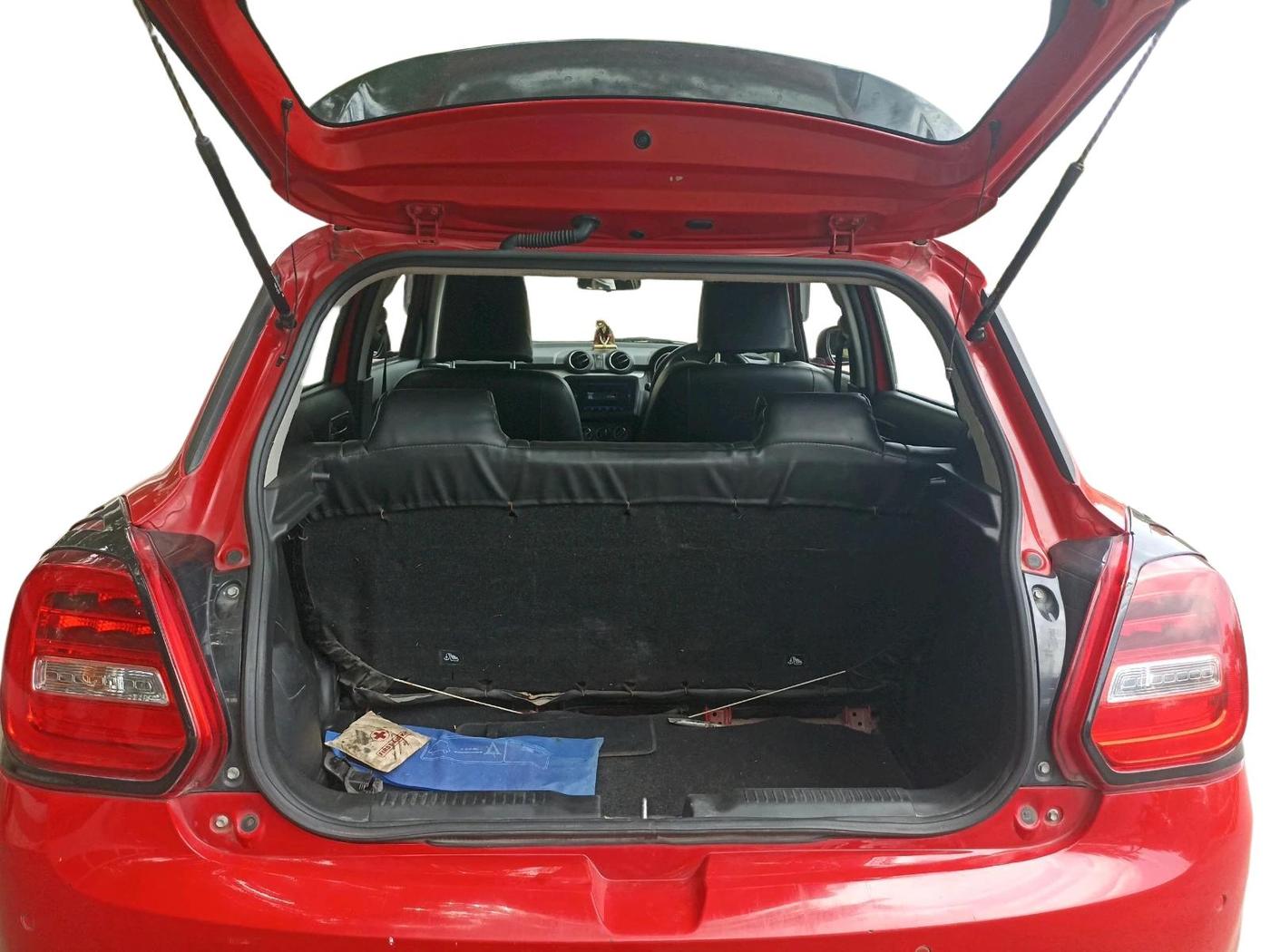 2022 Maruti Swift VXI AMT, Petrol, Automatic, 25,572 km, exterior