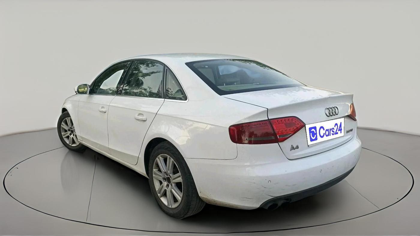 2011 Audi A4 2.0 TDI, Diesel, Automatic, 1,50,183 km, exterior