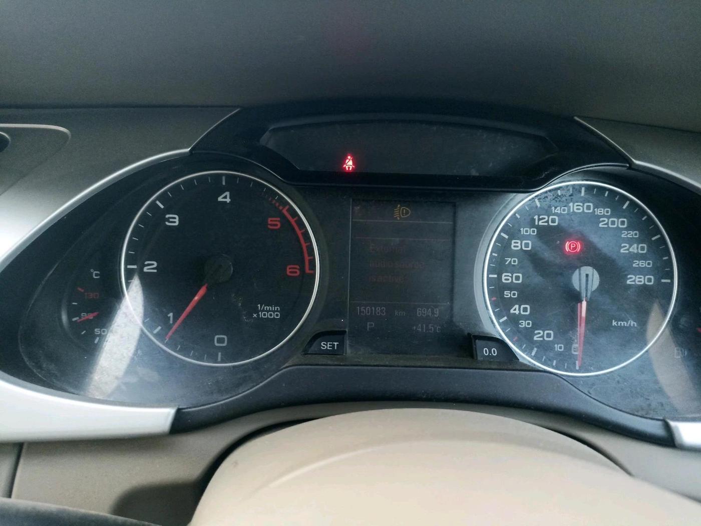 2011 Audi A4 2.0 TDI, Diesel, Automatic, 1,50,183 km, interior