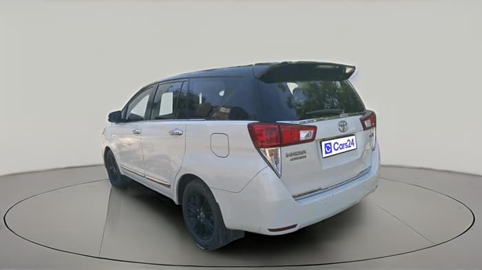 2016 Toyota Innova Crysta 2.8 ZX AT 7 STR, Diesel, Automatic, 1,79,500 km, exterior