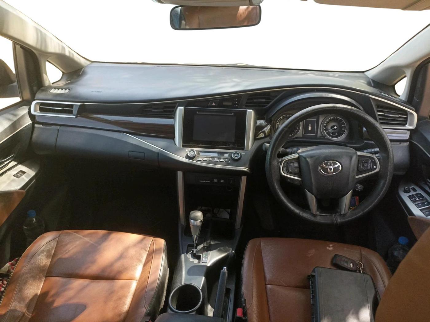 2016 Toyota Innova Crysta 2.8 ZX AT 7 STR, Diesel, Automatic, 1,79,500 km, interior