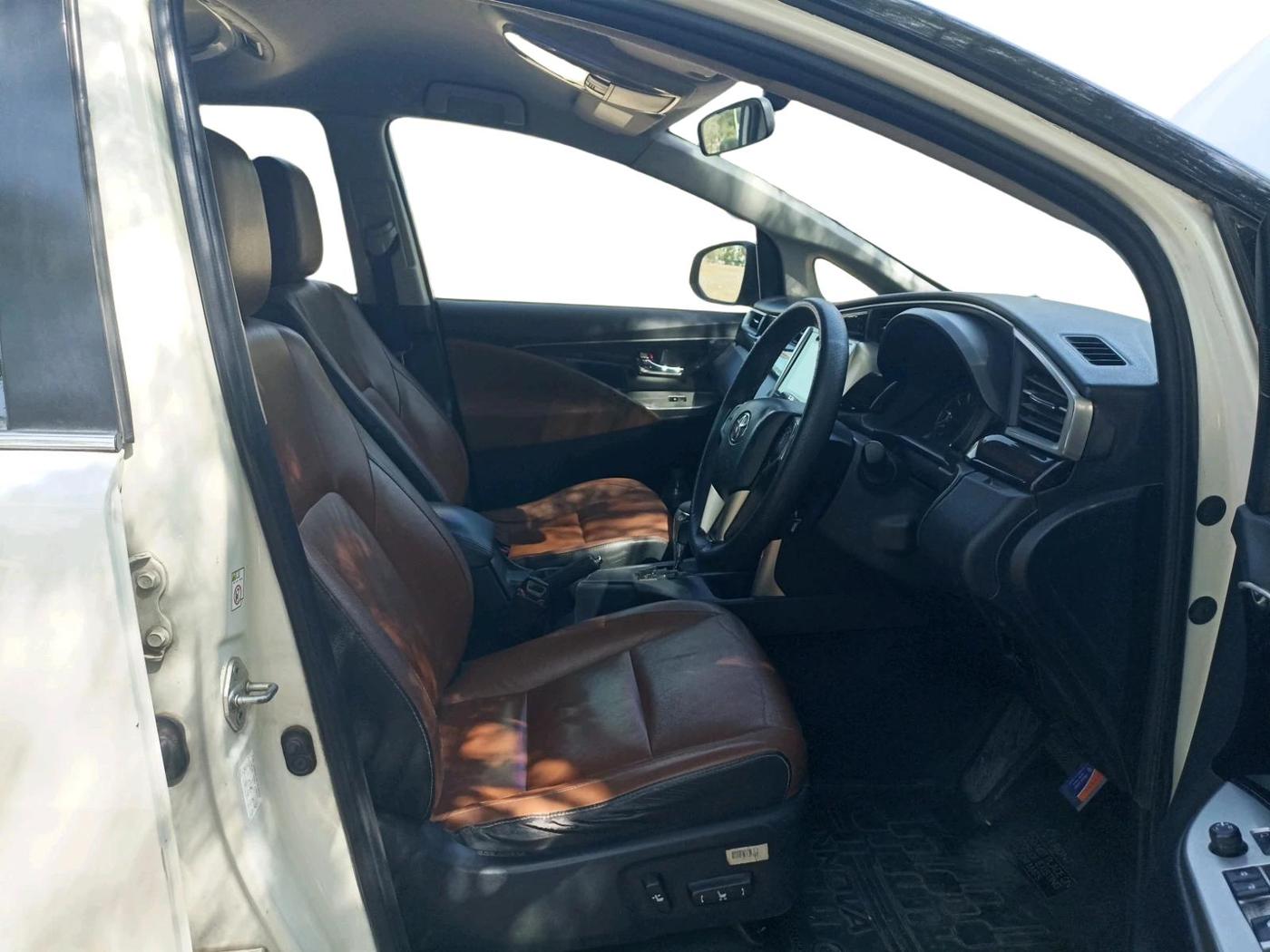 2016 Toyota Innova Crysta 2.8 ZX AT 7 STR, Diesel, Automatic, 1,79,500 km, interior