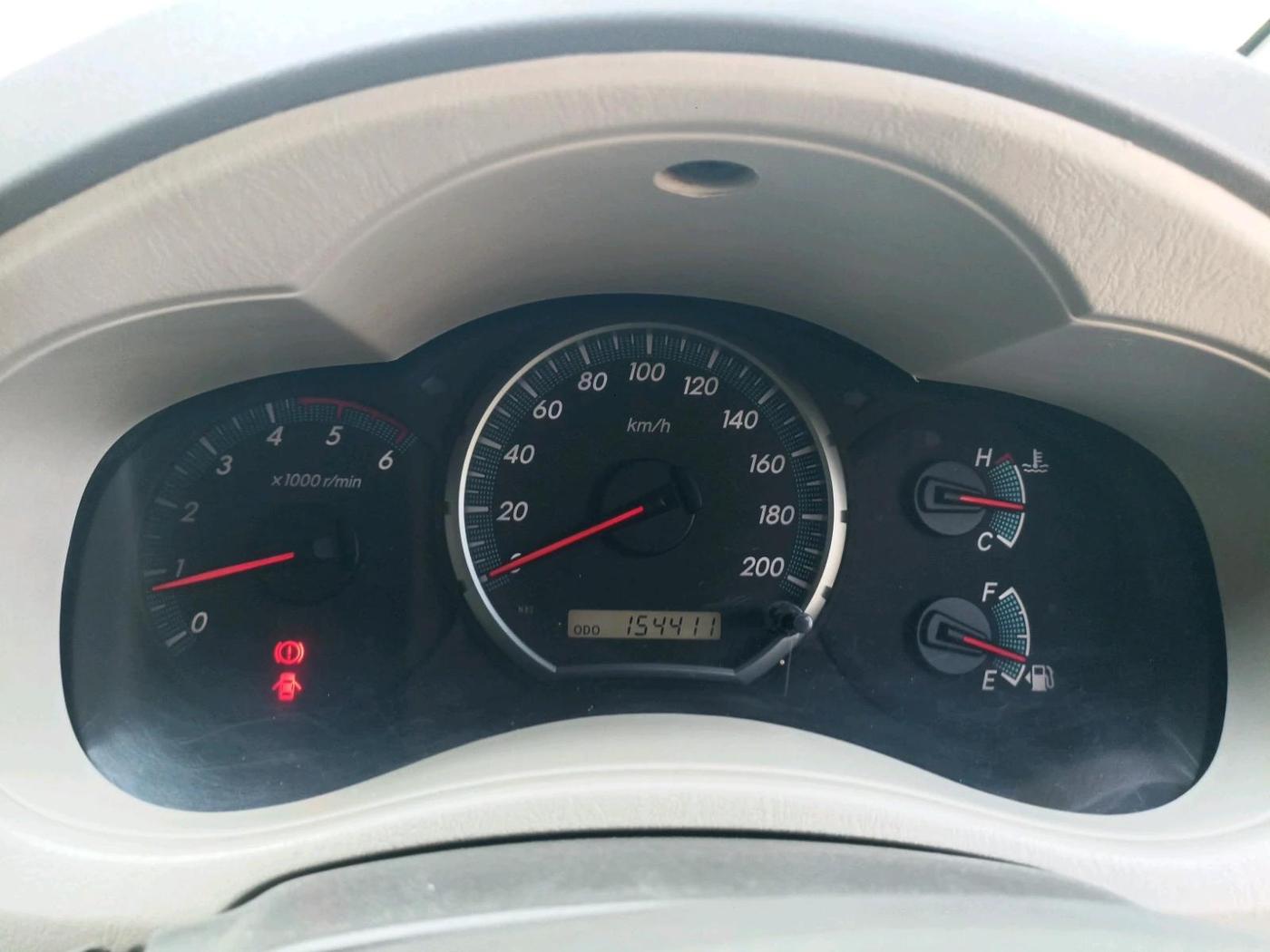 2012 Toyota Innova VX 2.5 7 STR, Diesel, Manual, 1,54,411 km, interior