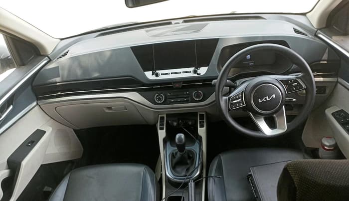2025 KIA CARENS Premium (O) 1.5 Petrol 7 STR, Petrol, Manual, 19,235 km, interior