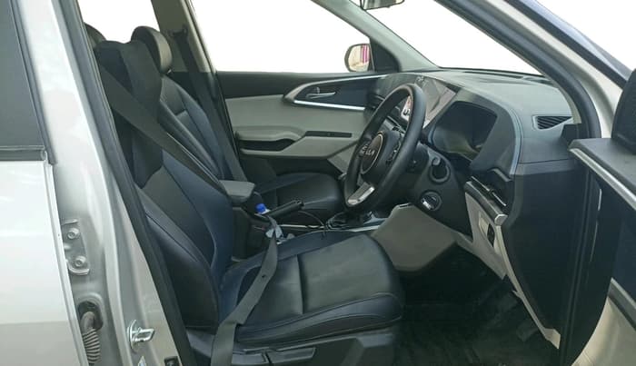 2025 KIA CARENS Premium (O) 1.5 Petrol 7 STR, Petrol, Manual, 19,235 km, interior