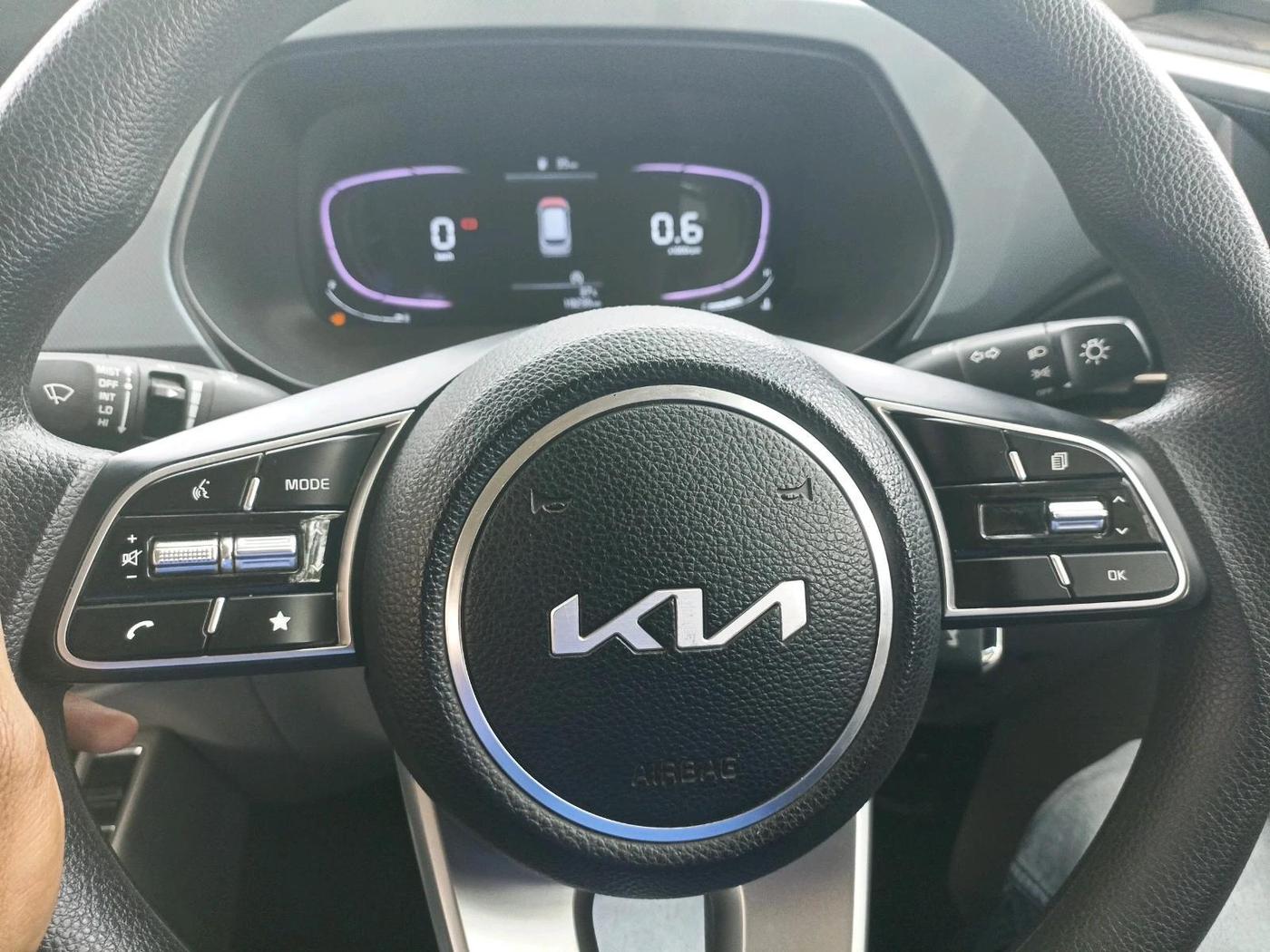 2025 KIA CARENS Premium (O) 1.5 Petrol 7 STR, Petrol, Manual, 23,000 km, interior