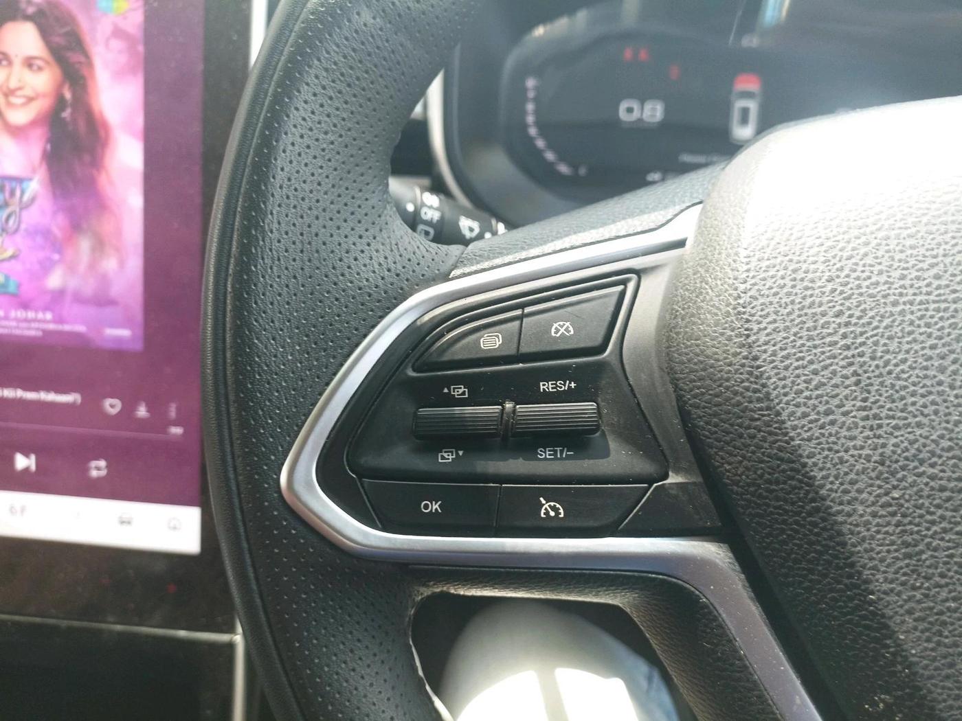 2025 MG HECTOR PLUS SHARP PRO 2.0 TURBO DIESEL 7 STR, Diesel, Manual, 15,367 km, interior