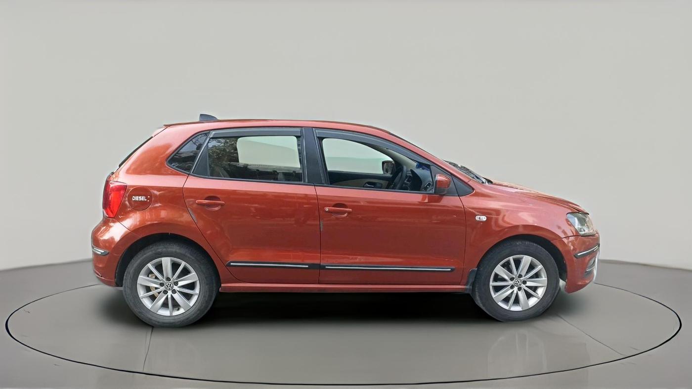 2015 Volkswagen Polo HIGHLINE1.5L, Diesel, Manual, 83,295 km, exterior
