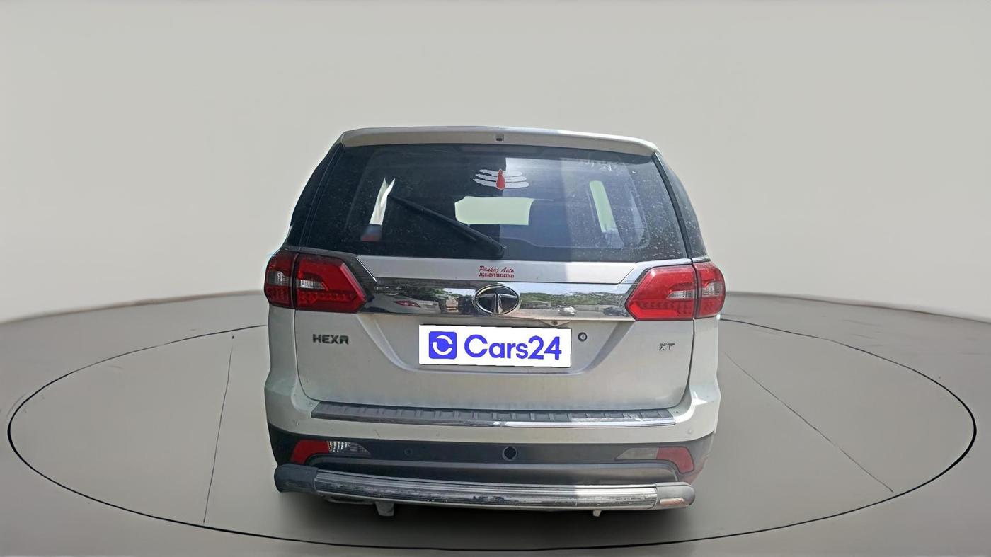 2017 Tata Hexa XT 4X2 7 STR, Diesel, Manual, 1,21,289 km, exterior