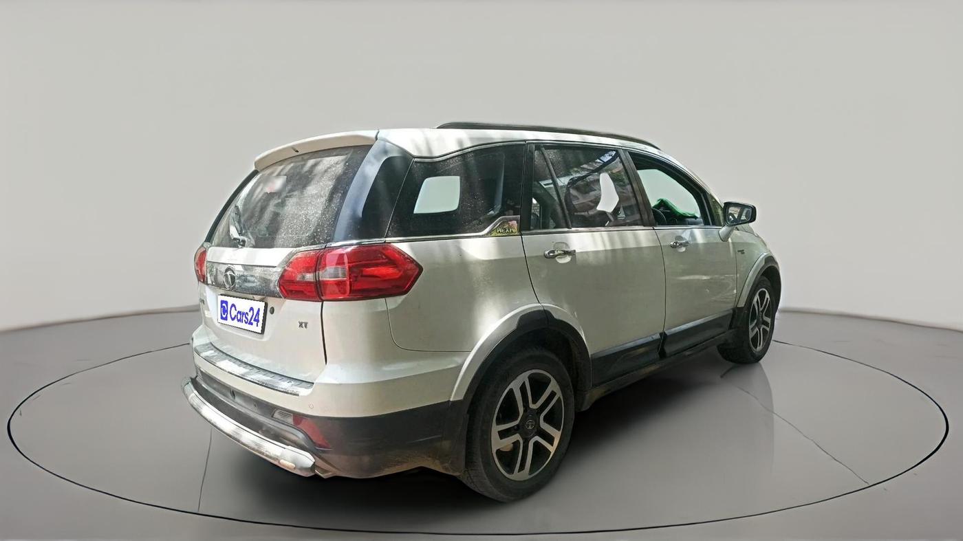 2017 Tata Hexa XT 4X2 7 STR, Diesel, Manual, 1,21,289 km, exterior