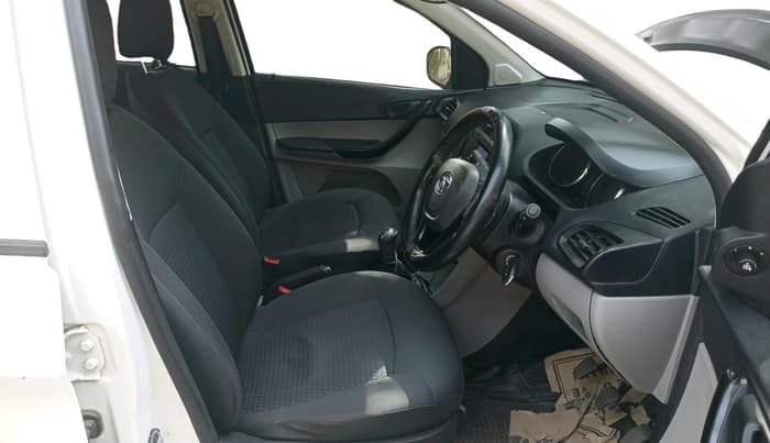 2019 Tata Tiago XZ PETROL, Petrol, Manual, 57,337 km, interior