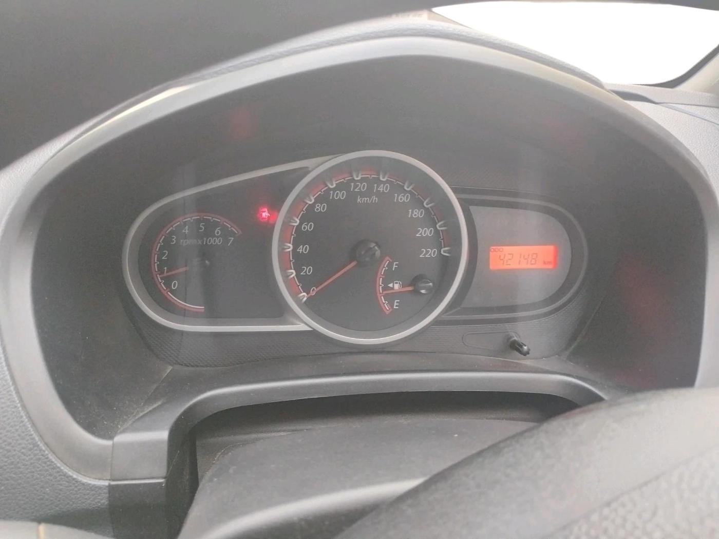 2013 Ford Figo TITANIUM 1.2 PETROL, Petrol, Manual, 42,148 km, interior