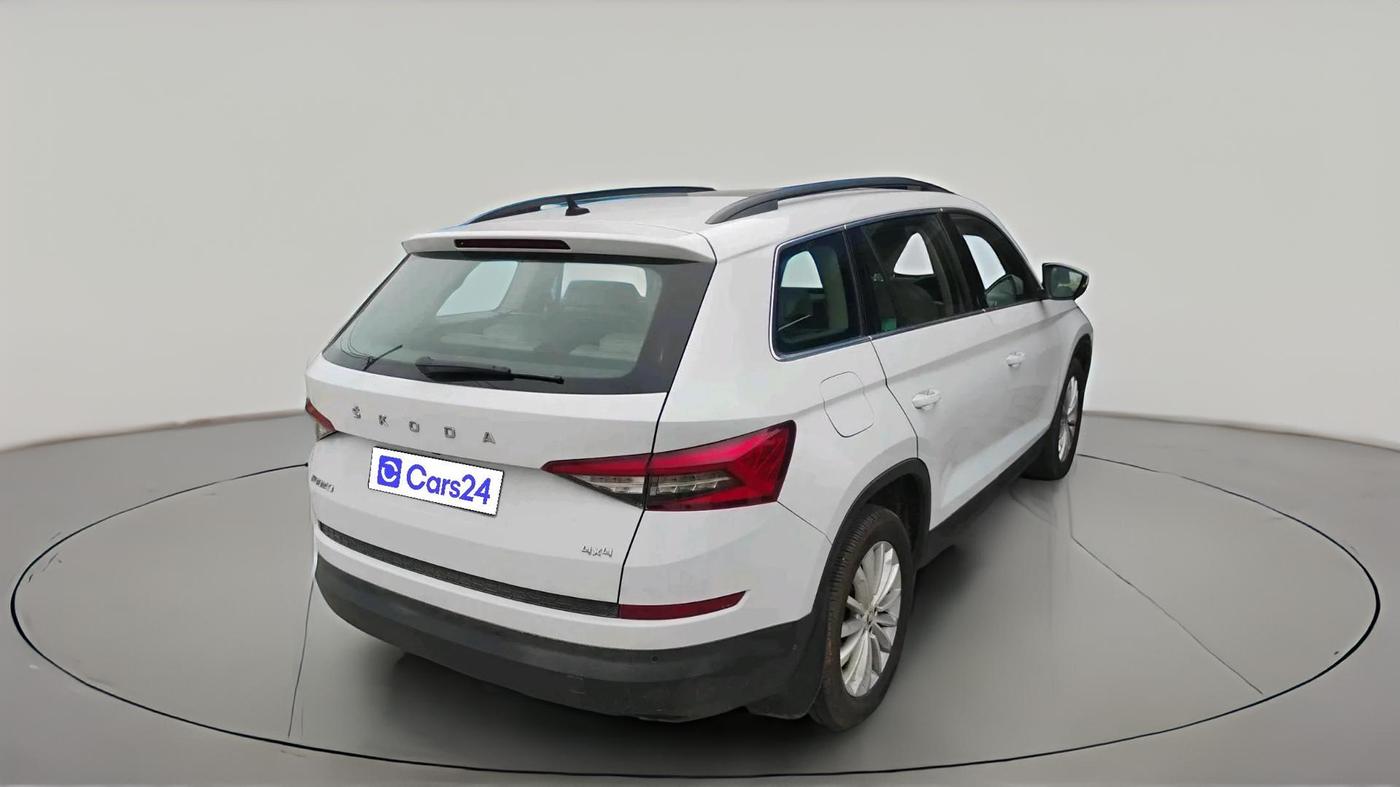 2018 Skoda Kodiaq STYLE 2.0 TDI 4X4 AT, Diesel, Automatic, 2,44,565 km, exterior