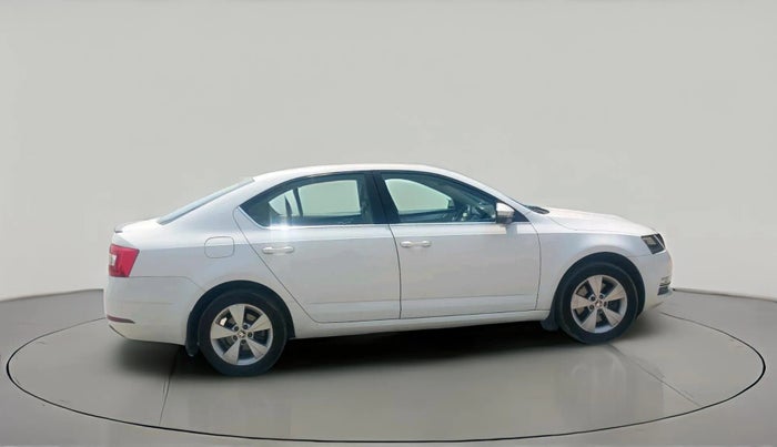 2016 Skoda Octavia STYLE PLUS AT 1.8 TSI, Petrol, Automatic, 87,136 km, exterior