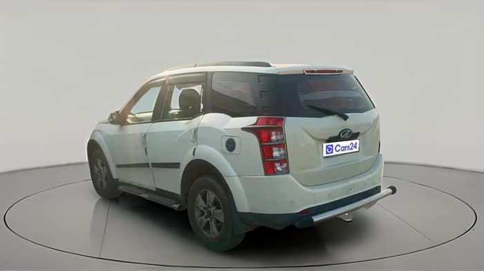2012 Mahindra XUV500 W8, Diesel, Manual, 3,44,962 km, exterior
