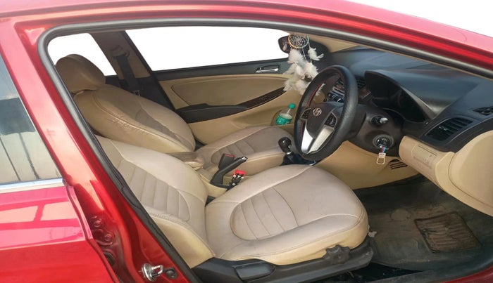 2014 Hyundai Verna FLUIDIC 1.6 VTVT SX, Petrol, Manual, 1,03,757 km, interior