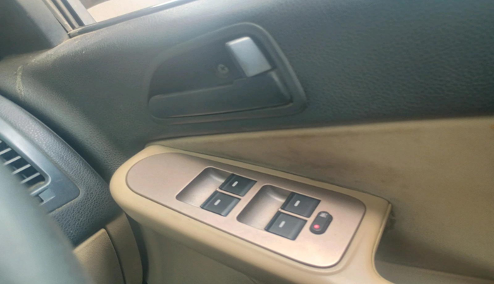 2011 Tata Indica Vista AURA QUADRAJET, Diesel, Manual, 2,00,360 km, interior