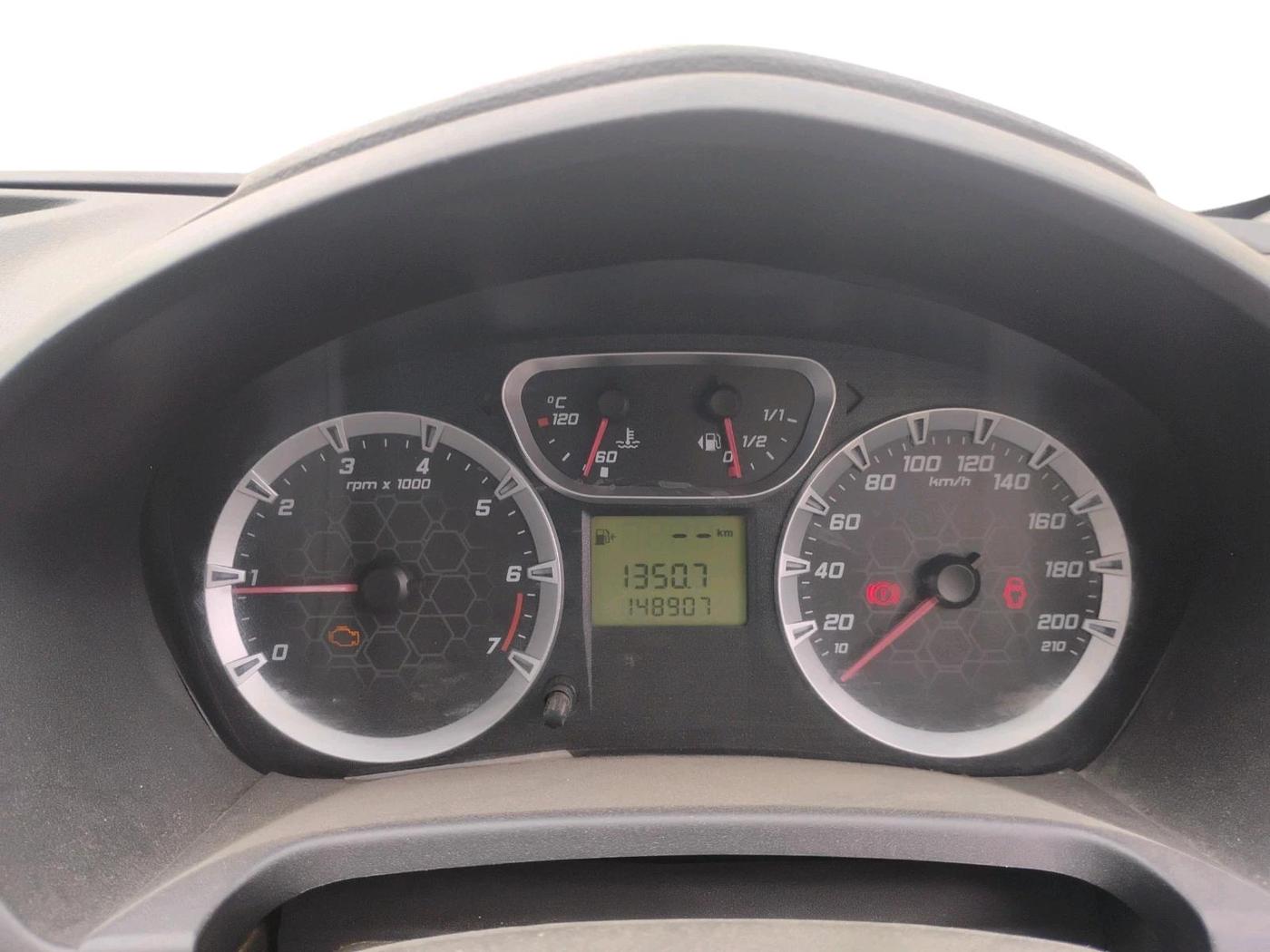 2011 Ford Fiesta EXI 1.6 PETROL, Petrol, Manual, 1,48,907 km, interior
