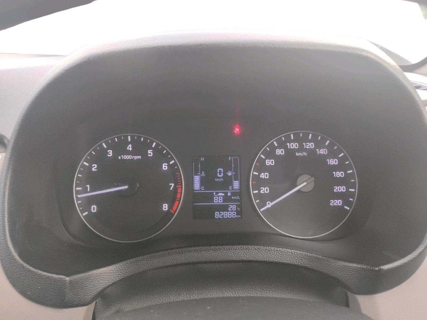 2019 Hyundai Creta E PLUS 1.6 PETROL, Petrol, Manual, 82,890 km, interior
