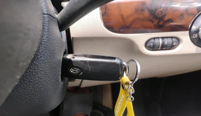 2013 Volkswagen Jetta COMFORTLINE TSI, Petrol, Manual, 2,02,798 km, interior