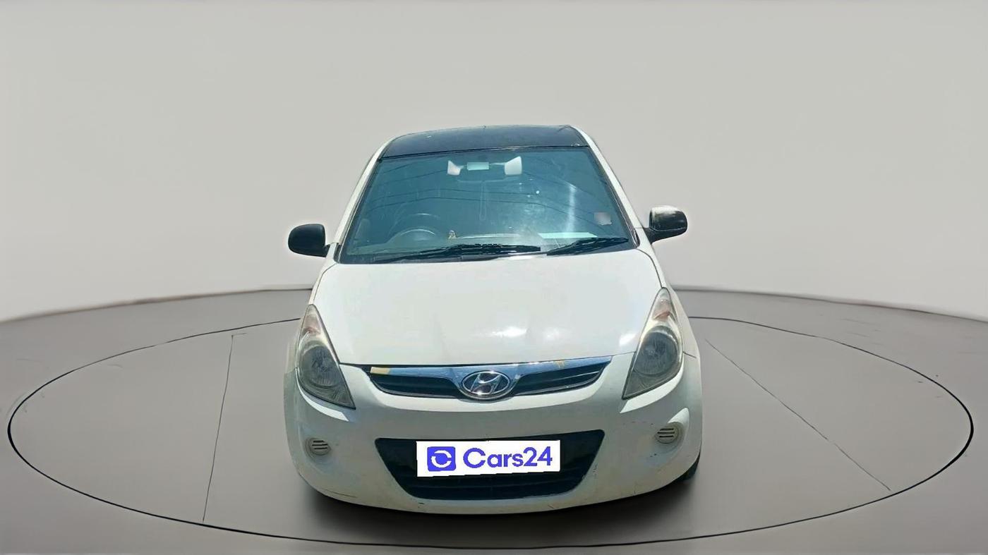 2011 Hyundai i20 MAGNA 1.2, Petrol, Manual, 1,34,104 km, exterior