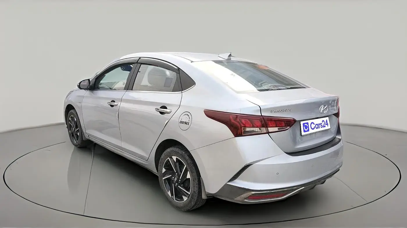 2020 Hyundai Verna SX (O) 1.5 CRDI AT, Diesel, Automatic, 1,00,927 km, exterior