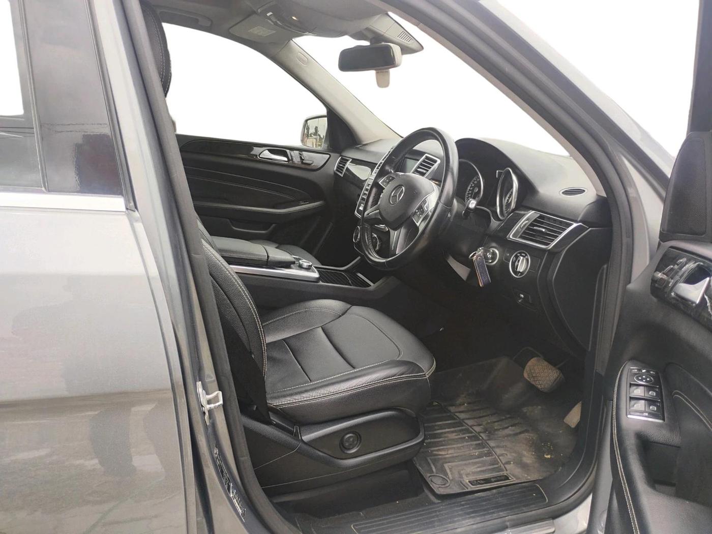 2013 Mercedes Benz Ml Class 250 CDI, Diesel, Automatic, 1,51,517 km, interior