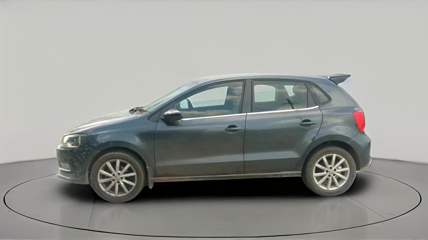 2018 Volkswagen Polo HIGHLINE PLUS 1.5 16 ALLOY, Diesel, Manual, 1,65,616 km, exterior