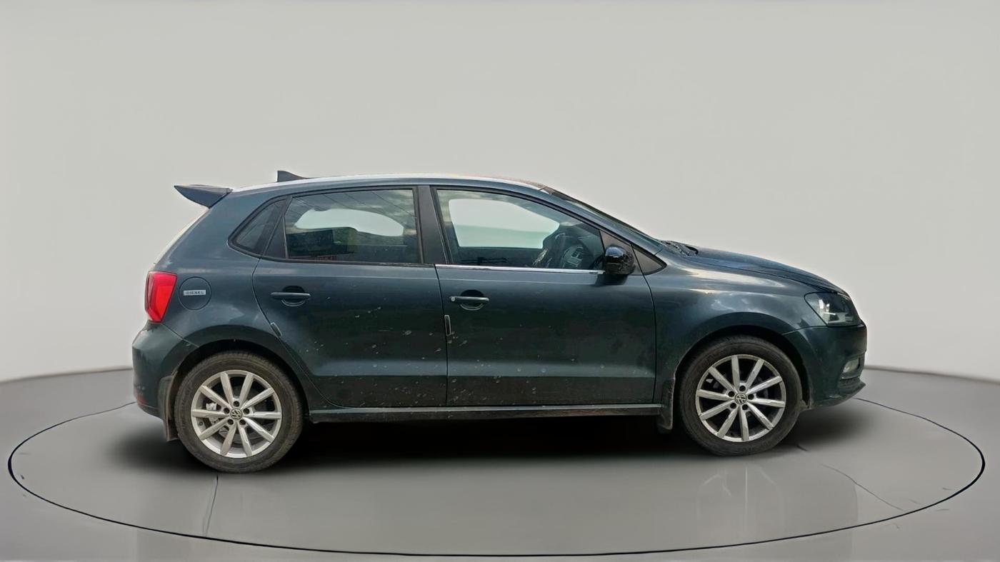 2018 Volkswagen Polo HIGHLINE PLUS 1.5 16 ALLOY, Diesel, Manual, 1,65,616 km, exterior