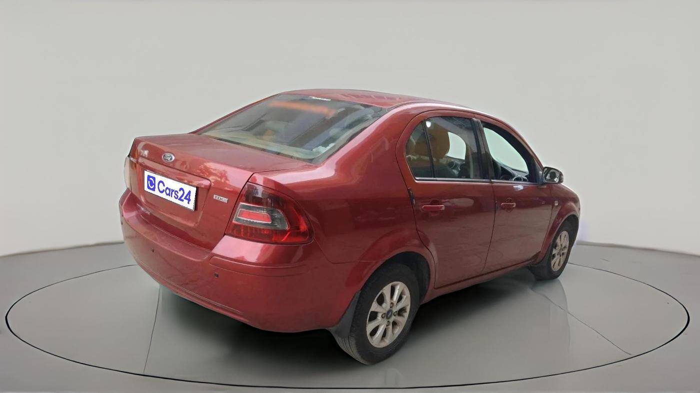 2013 Ford Fiesta TITANIUM DIESEL, Diesel, Manual, 1,96,128 km, exterior