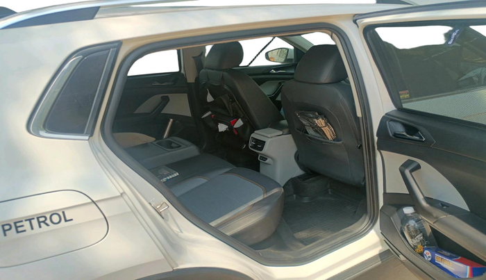 2021 Skoda KUSHAQ STYLE 1.5L TSI MT, Petrol, Manual, 1,24,002 km, interior