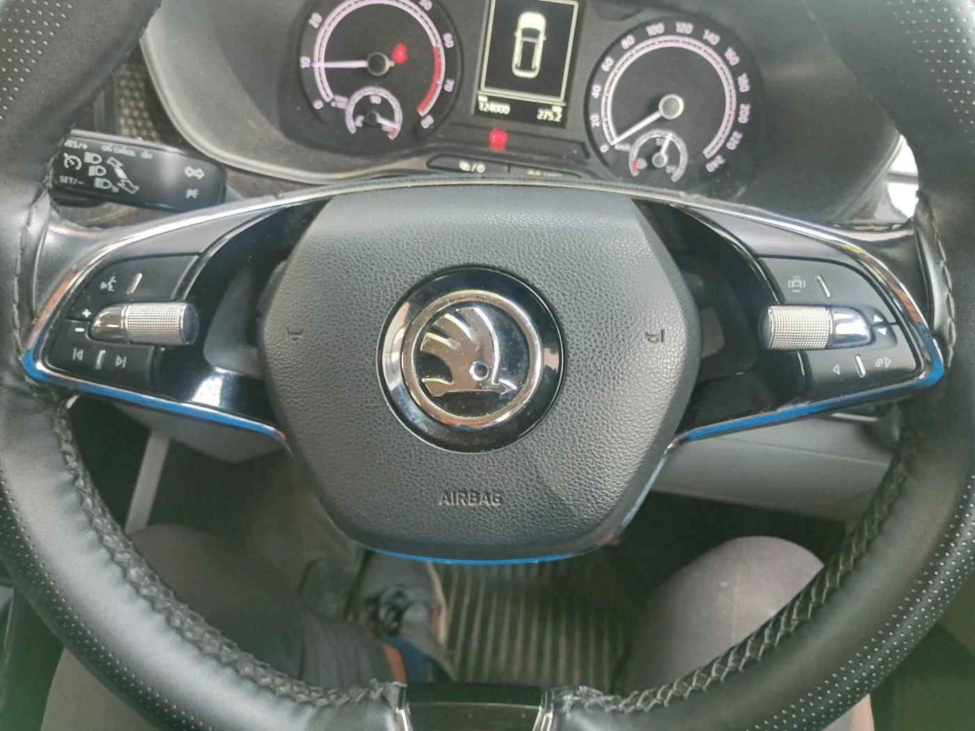 2021 Skoda KUSHAQ STYLE 1.5L TSI MT, Petrol, Manual, 1,24,002 km, interior