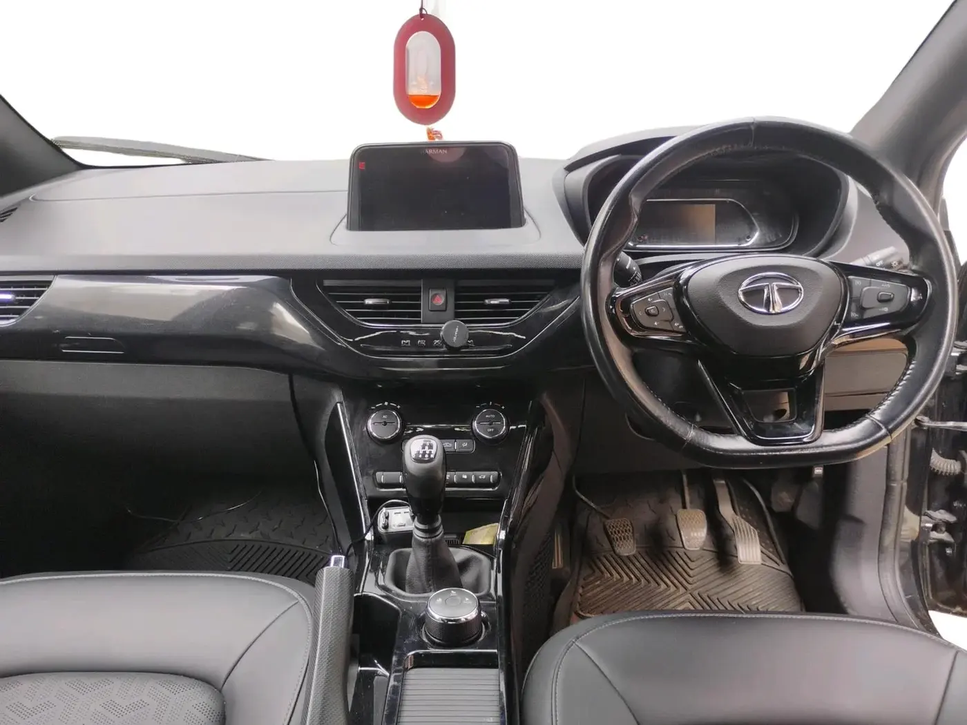2022 Tata NEXON XZ PLUS (O) DIESEL DARK EDITION, Diesel, Manual, 62,458 km, interior