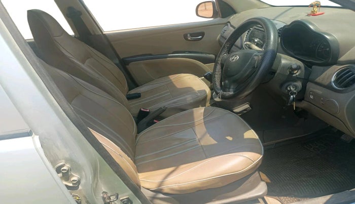 2011 Hyundai i10 MAGNA 1.2, Petrol, Manual, 1,15,904 km, interior