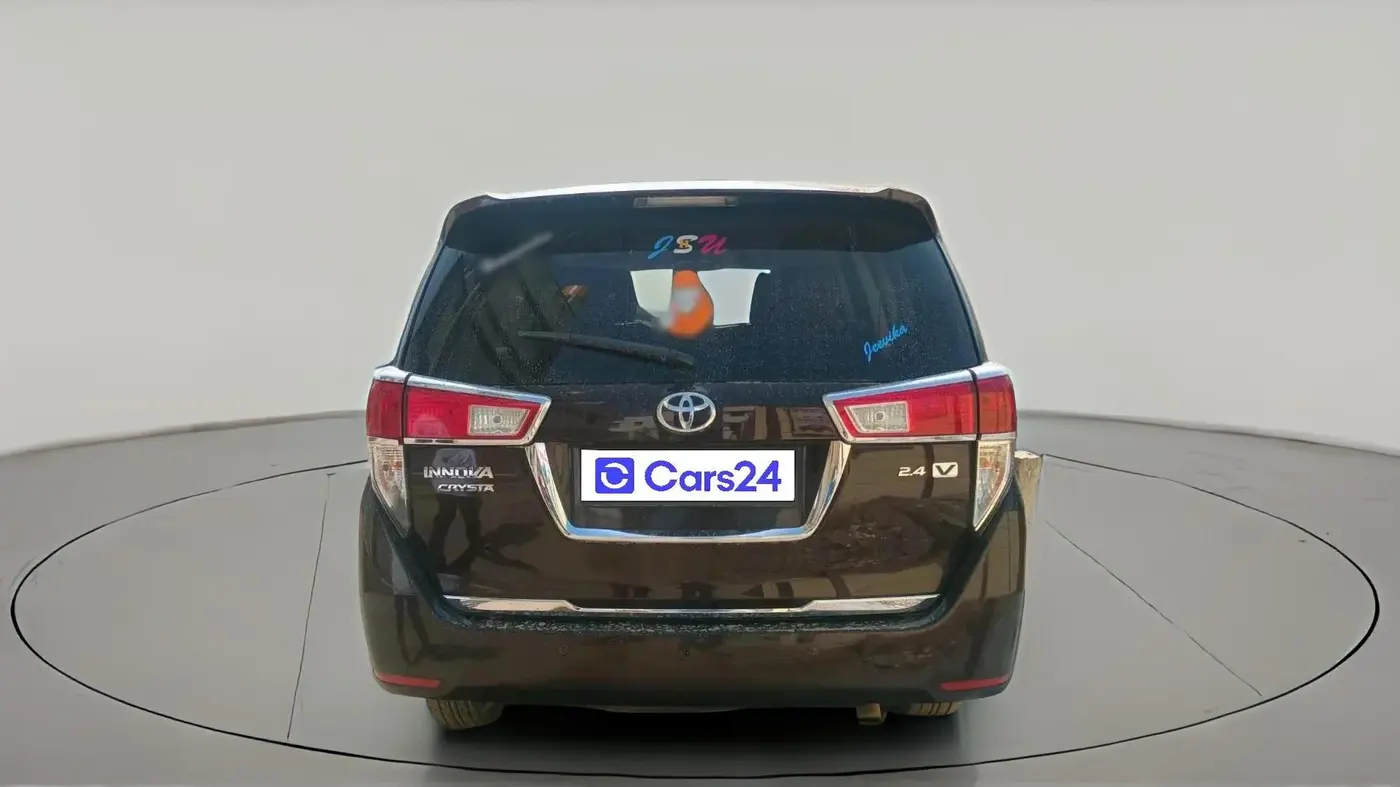 2017 Toyota Innova Crysta 2.4 VX 7 STR, Diesel, Manual, 1,42,799 km, exterior