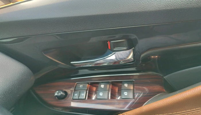 2017 Toyota Innova Crysta 2.4 VX 7 STR, Diesel, Manual, 1,42,799 km, interior