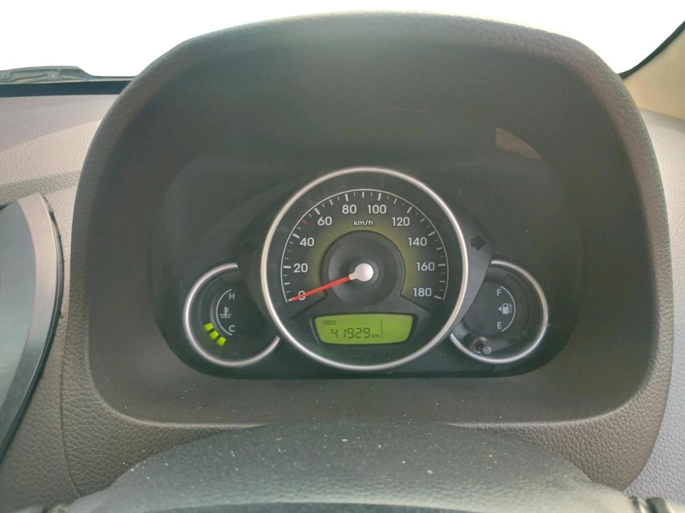 2017 Hyundai Eon MAGNA +, Petrol, Manual, 41,931 km, interior